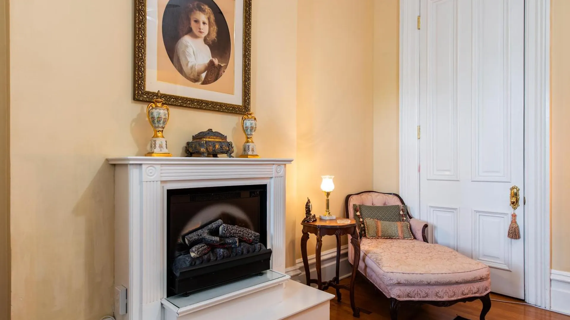 Dupont Mansion Bed & Breakfast Louisville