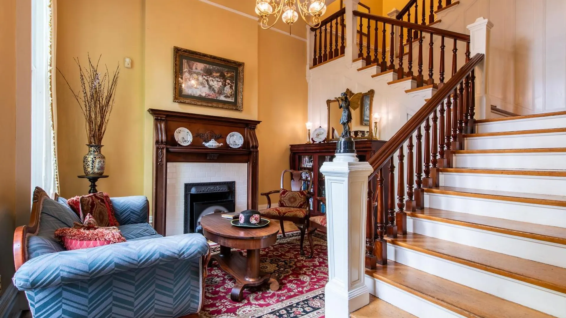 Dupont Mansion Bed & Breakfast Louisville